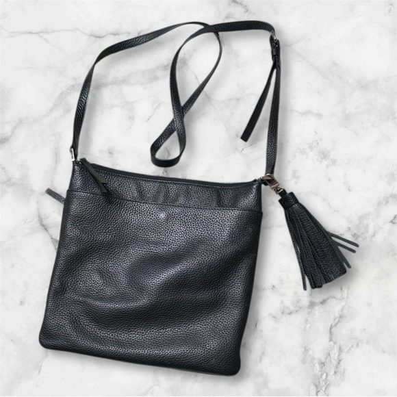Halogen pebble Black Leather Crossbody Bag purse - Picture 1 of 7